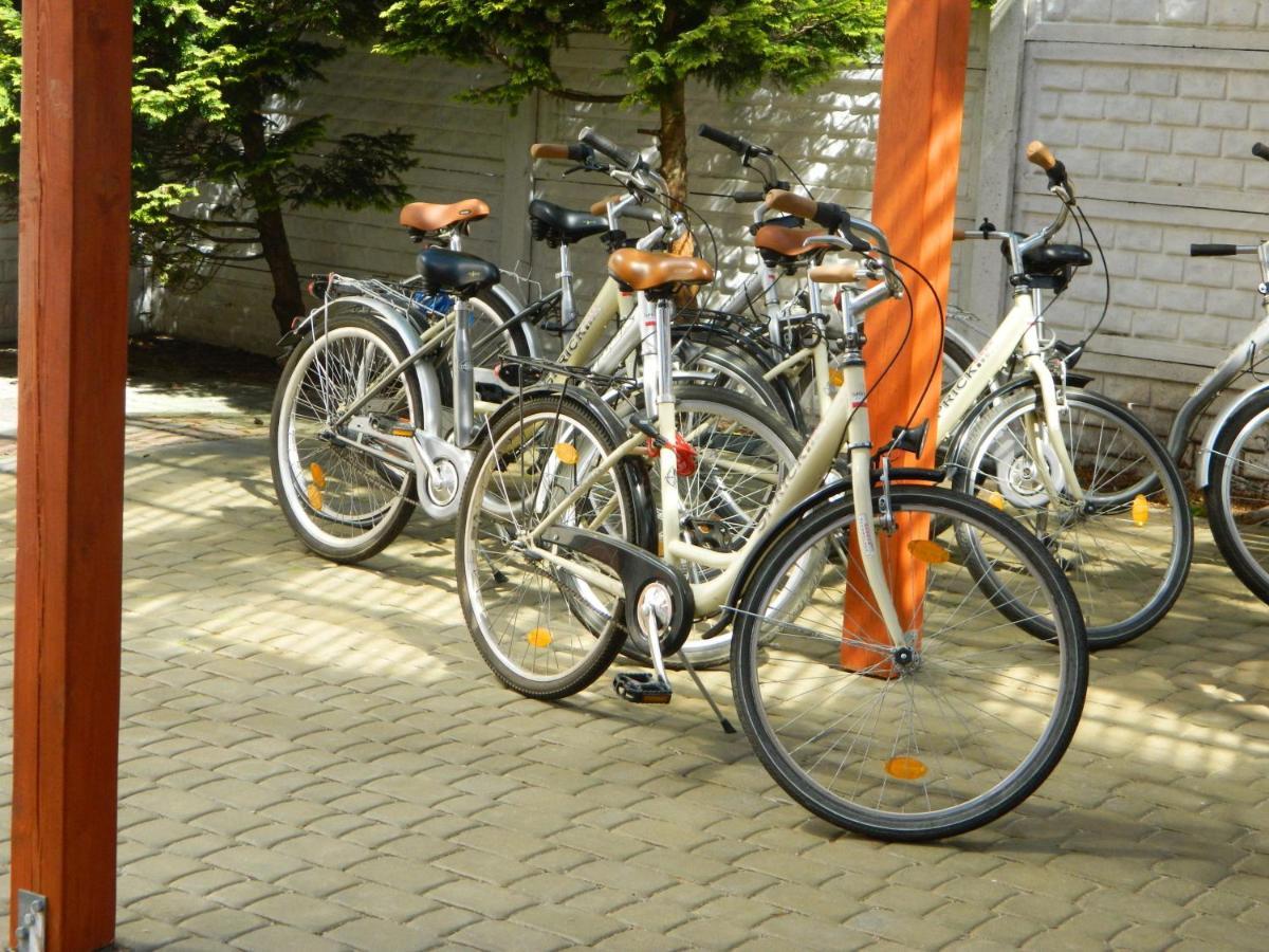 Pod Arkadami Hotel Darlowko Luaran gambar