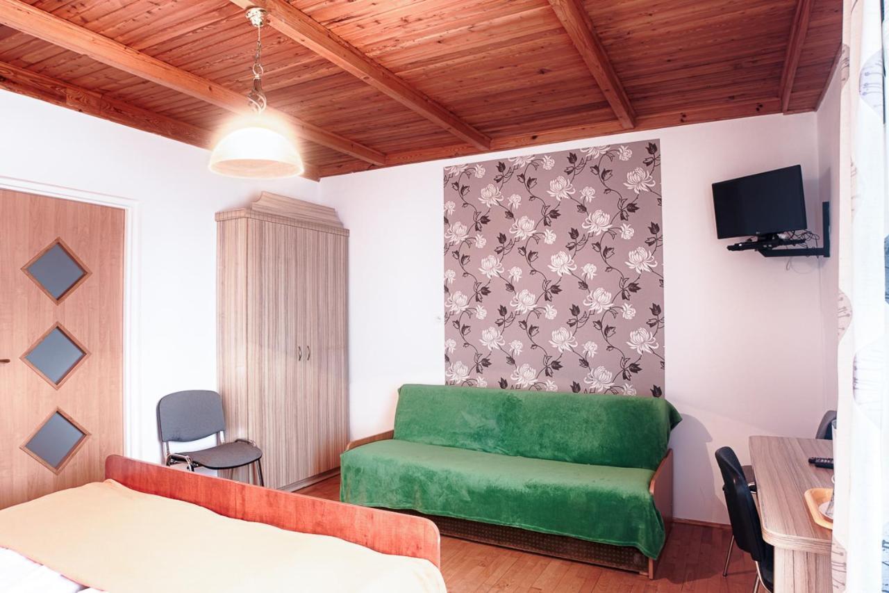 Pod Arkadami Hotel Darlowko Luaran gambar